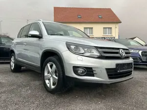Volkswagen Tiguan SPORT  STYLE 4MOTION DSG + KAMERA + AHK