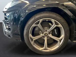 Lamborghini Urus 4.0 V8 Autom.*Panorama Bild 3