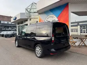 Ford Grand Tourneo Bild 4