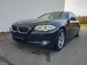 BMW 520 d  Touring Aut AHK Händler/Export Xenon Navi USB