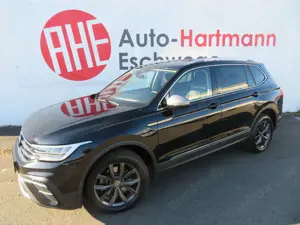 Volkswagen Tiguan Allspace 2.0 TDI Move 4M 7-Sitz Navi Ahk