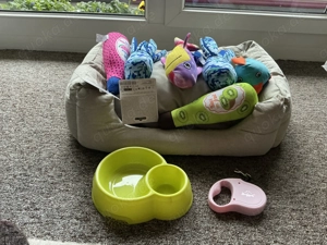Hundebett, Spielzeug, Leine, Fressnapf *NEU*