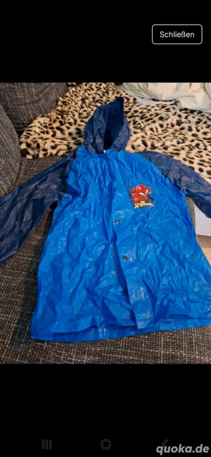 Regenbekleidung 