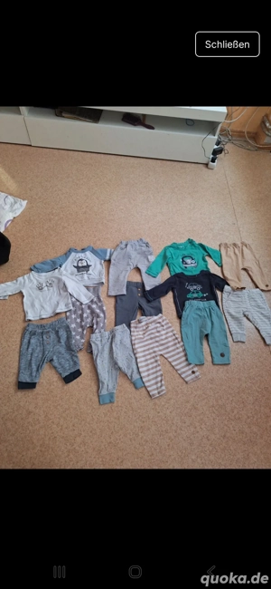 Babykleidung 