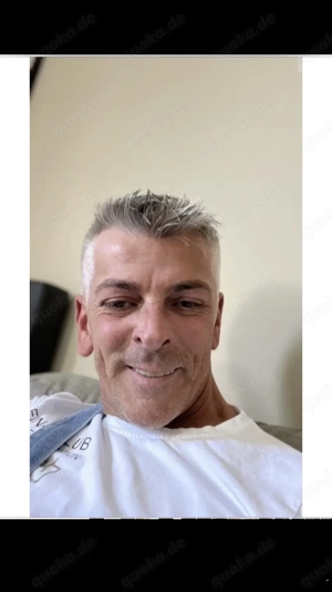 Suche eine Frau für regelmäßige Treffen 