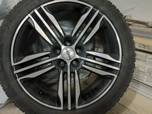 Satz Winterreifen 205 55 R19 97V