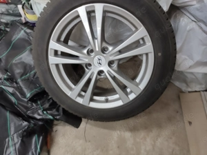 Satz Winterreifen 215 55R17