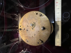 Messingwerk rund 9,5 cm DM für Uhr? Bild 2