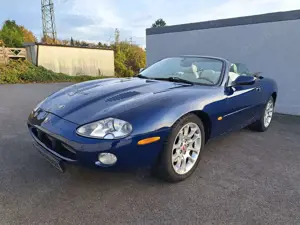 Jaguar XKR