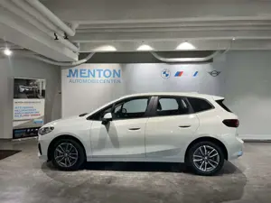 BMW 218 i LCPlus/LED/RFK/Shz/Tempomat Bild 2