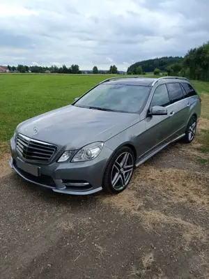 Mercedes-Benz E 500 T 4Matic BlueEFFICIENCY 7G-TRONIC Avantgarde