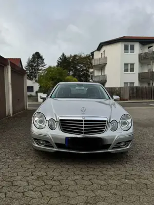 Mercedes-Benz E 230 T 7G-TRONIC Avantgarde