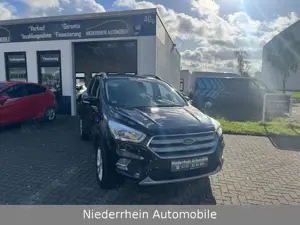 Ford Kuga Titanium SH+Lenkradheiz.+Kamera+PDC