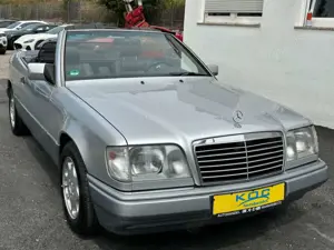 Mercedes-Benz Others E 320 Cabrio Klima-Leder Top Zust.