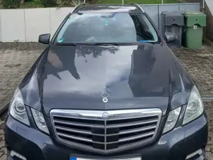 Mercedes-Benz E 350 E-Klasse Diesel CDI BlueEFFICIENCY Avantgarde