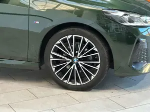 BMW 218 218 i Aut Active Tourer M-SPORT Navi*Leder*LED*HUD Bild 5