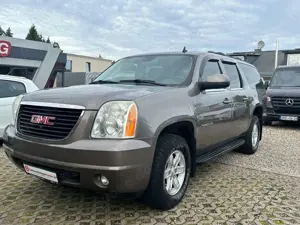 GMC Yukon XL, 5,3L V8, LPG, 4x4, Leder, 8-Sitzer