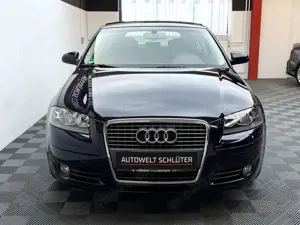Audi A3 1.6i Automatik*Original 62.000 Km*1-Hand* Bild 2