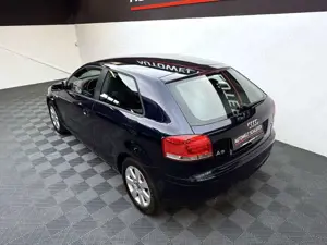 Audi A3 1.6i Automatik*Original 62.000 Km*1-Hand* Bild 5