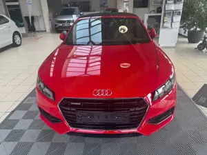 Audi TT 2.0 TFSI quattro, S line Sport Paket /Matrix