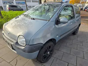 Renault Twingo Twingo 1.2 16V Bild 2