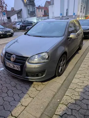 Volkswagen Golf 2.0 TDI DPF GT Sport