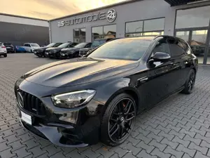 Mercedes-Benz E 63 AMG E63S*AMG*4M*EXCLUSIVE*360°ACC*HUD*AHK*LED*DAB*