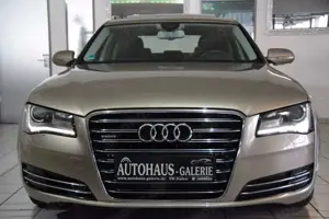 Audi A8 Bild 2