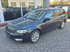 Skoda Octavia Combi 1.6TDI Style 1.Hand Kamera Navi
