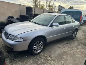 Audi A4 Bild 2