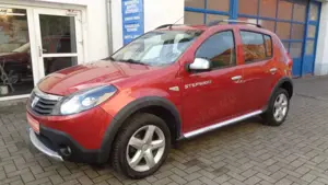 Dacia Sandero 1.6 MPI 85 Stepway GJR wenig Km