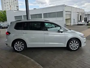 Volkswagen Touran 2.0 TDI DSG Highline 7S/RFK/AHK/ALLSEASON Bild 4