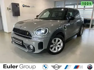 MINI Cooper SE Countryman ALL4 Navi LED Kurvenlicht Mehrzonenklima 2-Zonen-K