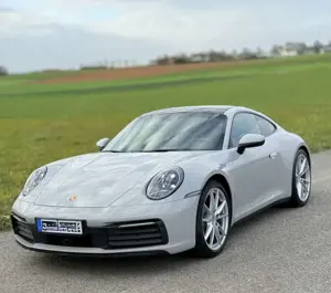 Porsche 992 Carrera