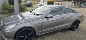 Mercedes-Benz E 250 CGI Coupe BlueEFFICIENCY Automatik Avantgarde