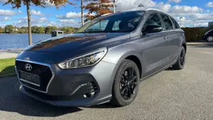 Hyundai i30 cw YES! DEKRA HU NEU NAVI KAMERA KLIMAAUTOMA Bild 3