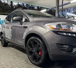 Ford Kuga 2.0 TDCi 4x4 Titanium, 140 PS, Panoroma Bild 3
