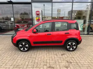 Fiat Panda 1.0 Hybrid CityCross (RED) Sondermodell Bild 4