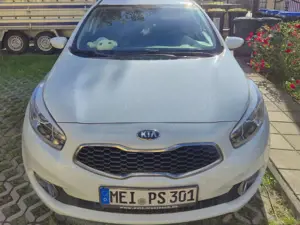Kia Ceed / cee'd 1.4 CVVT Fifa World Cup Edition Bild 3