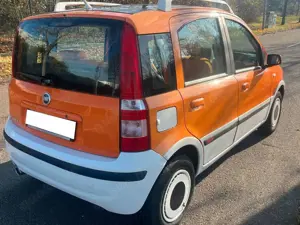 Fiat Panda 1.2 8V Sondermodell " Alessi "  Automatik Bild 3