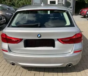 BMW 520 520d xDrive Touring Aut. Bild 2