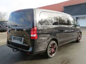 Mercedes-Benz Vito Tourer 119 CDI Edition lang Navi Kamera AHK Bild 2