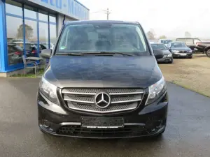 Mercedes-Benz Vito Tourer 119 CDI Edition lang Navi Kamera AHK Bild 5