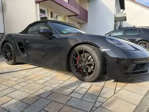 Porsche 718 Boxster 4.0 GTS schwarz CarPlay, Steinstagfolie