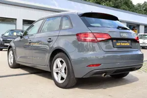 Audi A3 1.6 TDI *2-Hand*TÜV-Neu*LED*Navi*SHZ*PDC-vorhi Bild 5