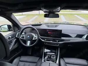 BMW X5 BMW X5 30d xDrive M-Sport-Pro LED PANO HK 360° Bild 2