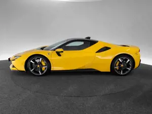 Ferrari SF90 Stradale FERRARI SINGEN Bild 4