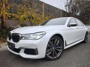 BMW 760 M760Li xDrive spitzen Ausstattung EXECUTIVE Lounge