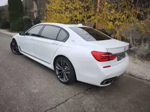 BMW 760 M760Li xDrive spitzen Ausstattung EXECUTIVE Lounge Bild 3