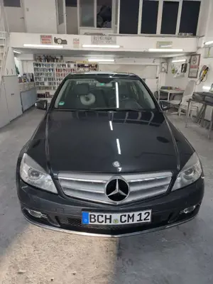 Mercedes-Benz 220